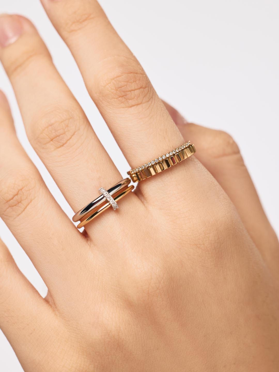 Solid Yellow Gold - Diamond Link Ring
