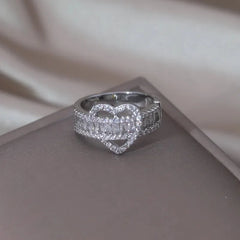 14k Lovers Loop Diamond Heart Ring - Veinci