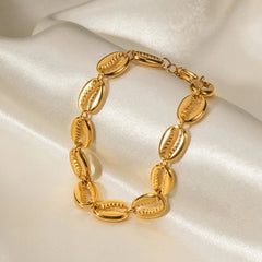 18k Dainty Cowrie Shell Bracelet - Veinci