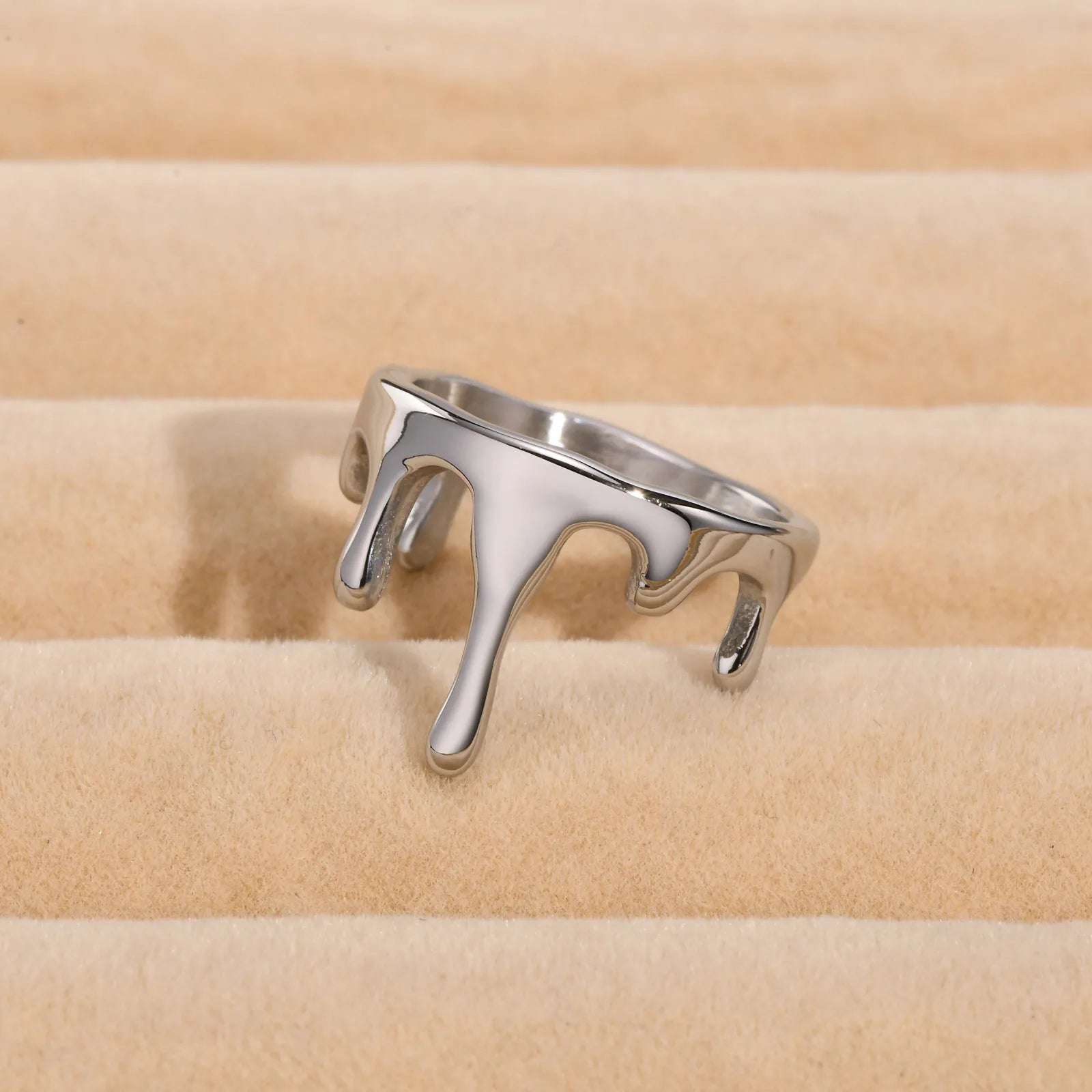18k Minimal Melting Ring - Veinci