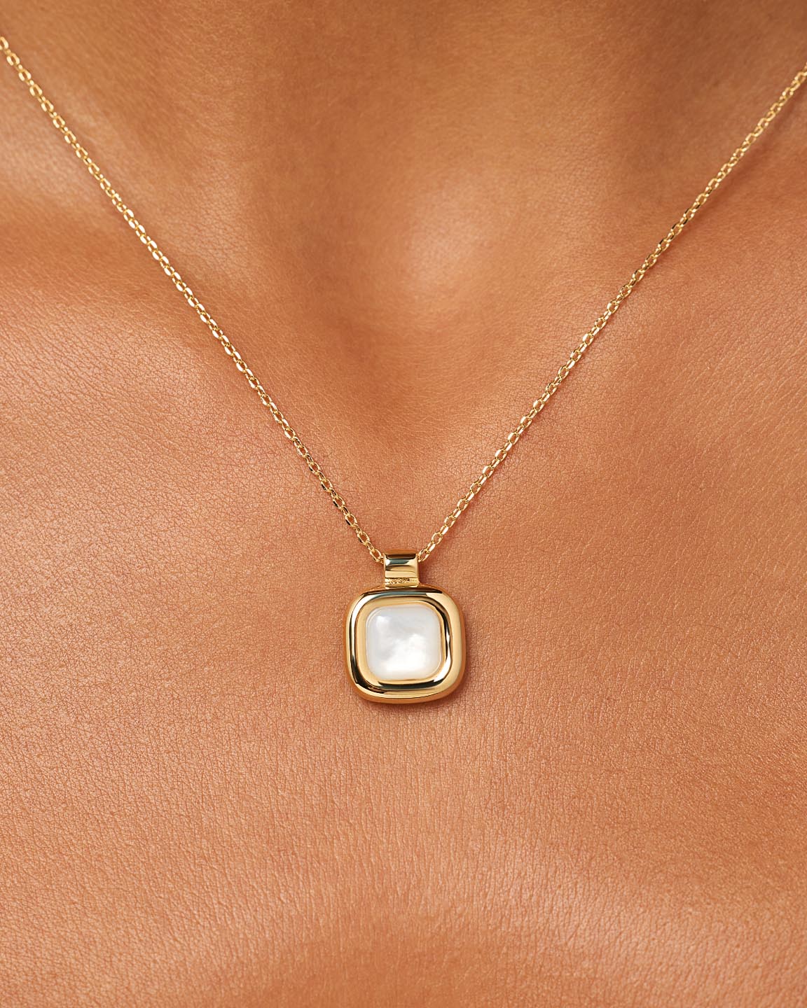 Gold Pendant - Clara Pendant Green Onyx
