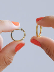 Medium Slim Endless Hoops - Lo Medium