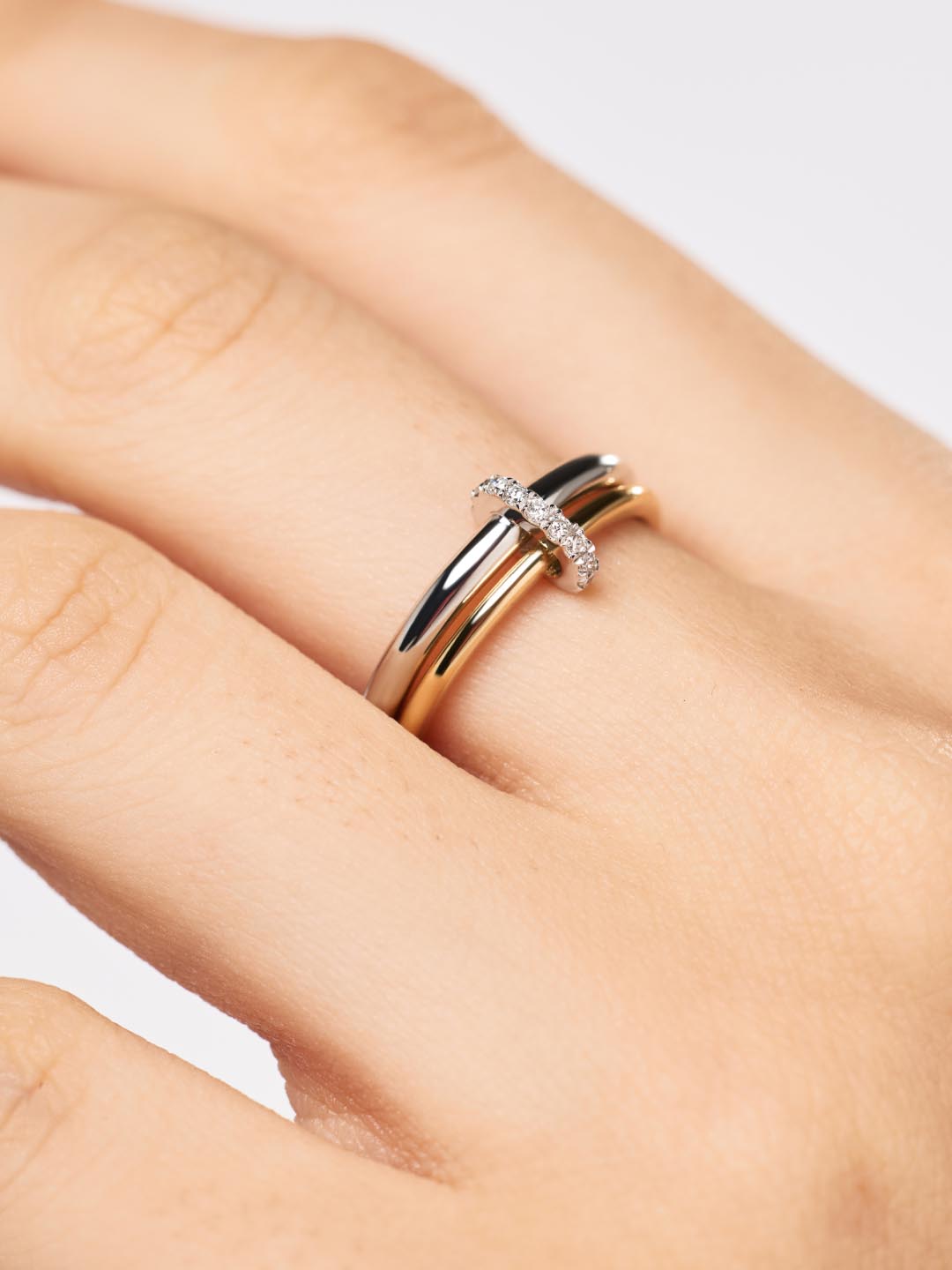 Solid Yellow Gold - Diamond Link Ring