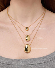 Gold Pendant Necklace - Pebble