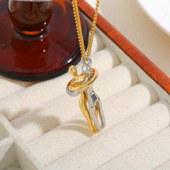 Bonding Hug Necklace