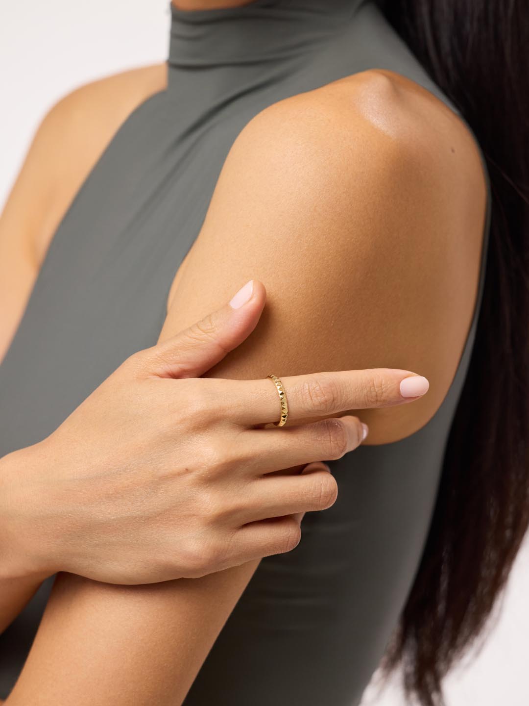 Solid Yellow Gold - Medium Equinox Ring