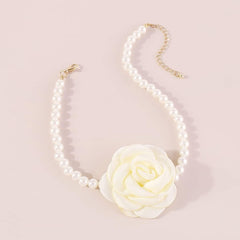 Elegant Pearl Floral Choker Necklace
