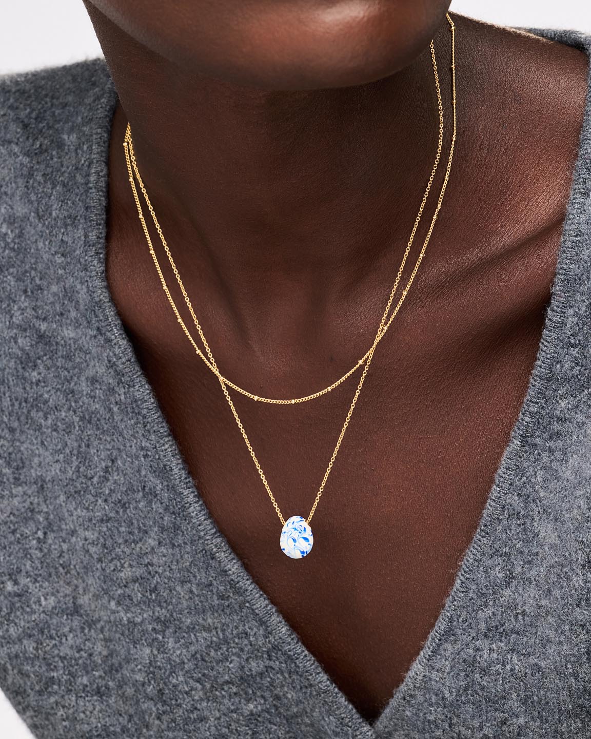 Gold Pendant Necklace - Pebble