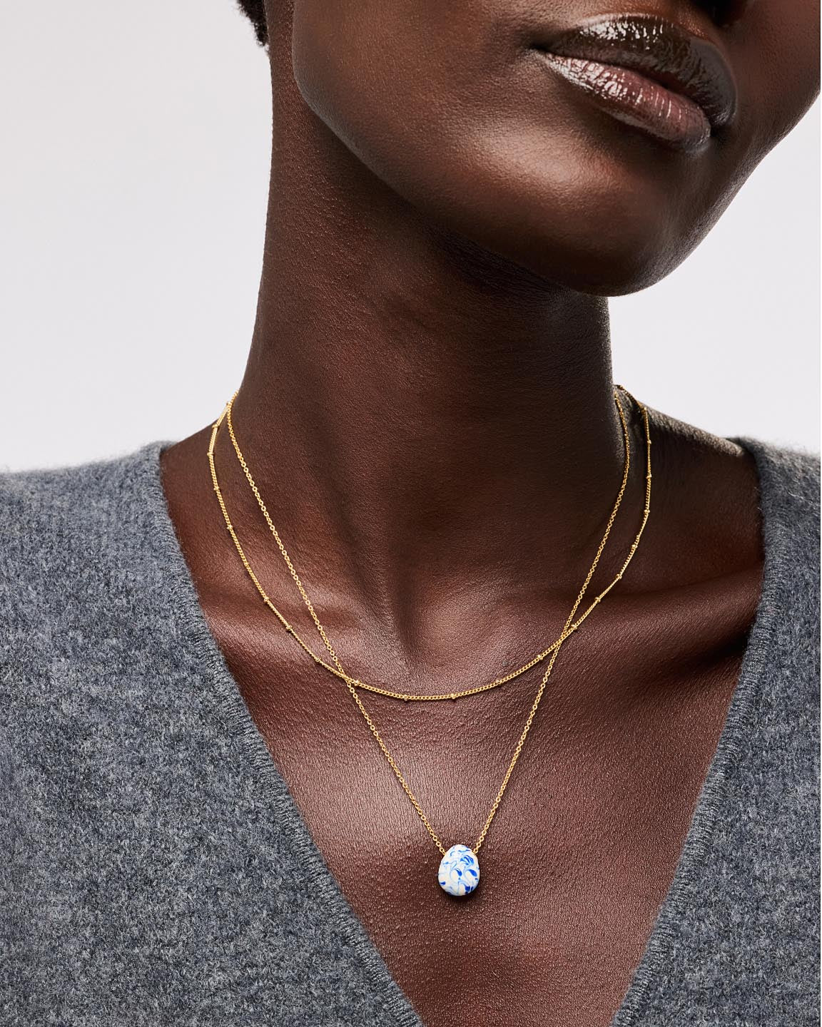 Gold Pendant Necklace - Pebble