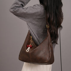 Elegant Crescent Shoulder Bag