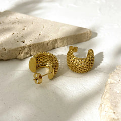 18K Mesh C Hoop Earrings
