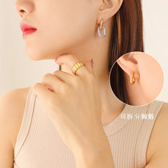 Two-Tone Interlocking Oval Stud Earrings