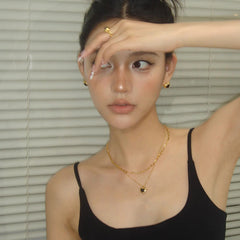 Camille Vintage-Inspired Black Agate Heart Layered Necklace
