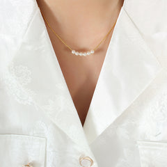 Pearl-Look Beaded Arc Pendant Necklace