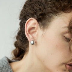 Daphne Vintage-Inspired Pearl Stud Earrings