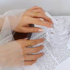 Layered Geometric Open Ring