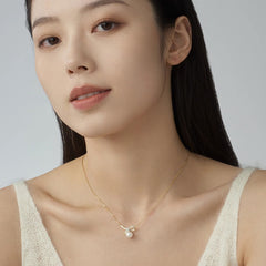 Daphne Vintage-Inspired Pearl Bow Necklace