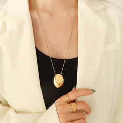 Oval Disc Pendant Necklace
