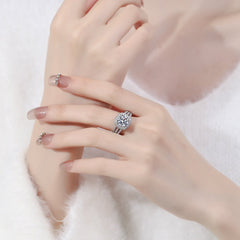 Lumière Charm Ring product detail