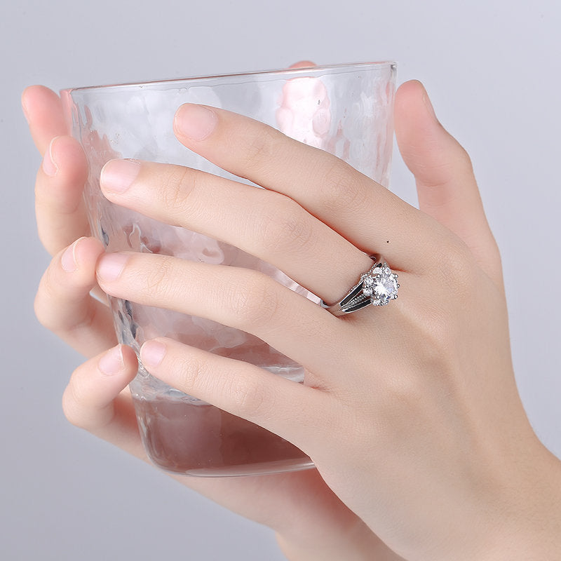 Lumière Charm Ring product detail