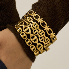 Sculptural Link Bangle Bracelet Designs