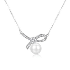 Daphne Vintage-Inspired Pearl Bow Necklace