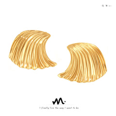 18K Gold-Plated Ribbed Shell Stud Earrings
