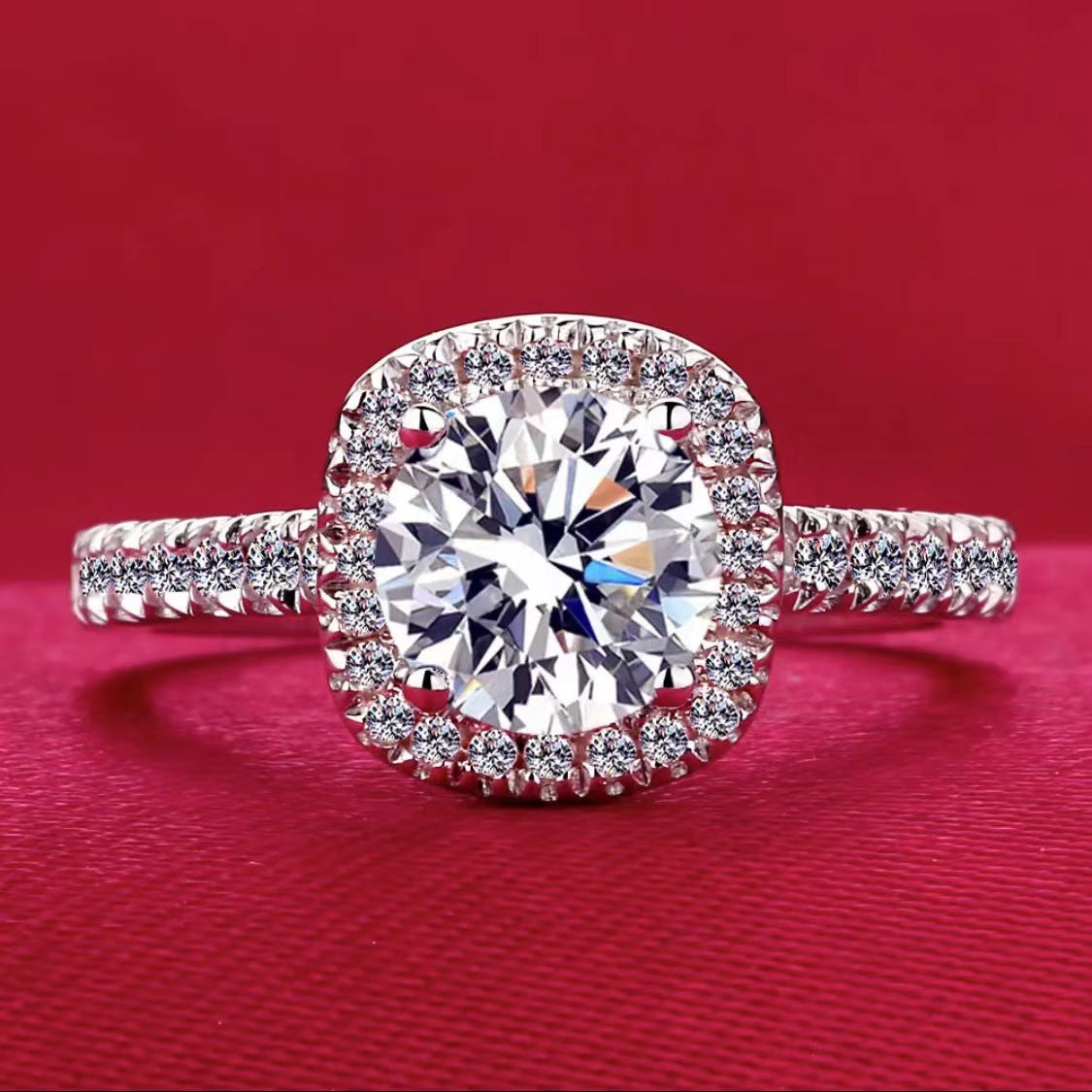Lumière Charm Ring product detail