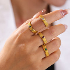 18K Gold-Plated Ribbed Heart Stone Ring
