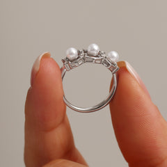 Pearl-Look Triple Bead Ring