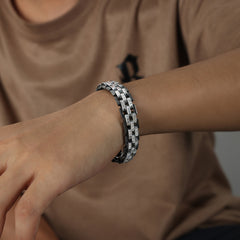 Men’s Textured Link Bracelet