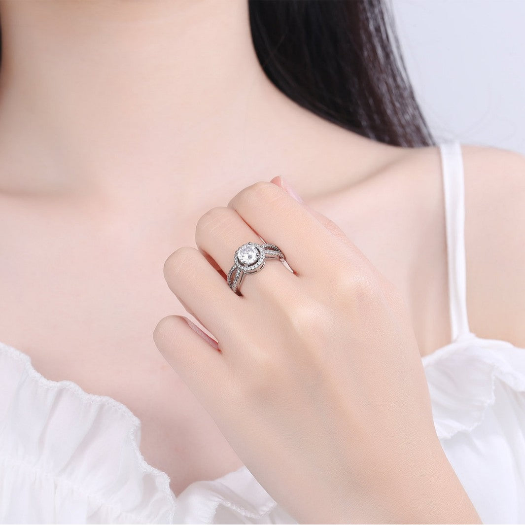 Lumière Charm Ring product detail