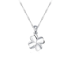 Marielle Clover Pendant Necklace