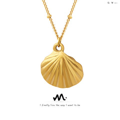 Scallop Shell Pendant Necklace