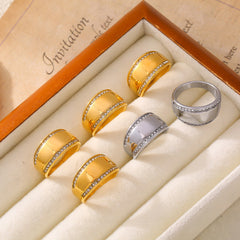18K Gold-Plated Sparkling Border Band Ring