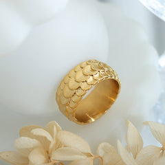 Gold-Tone Fish Scale Texture Band Ring