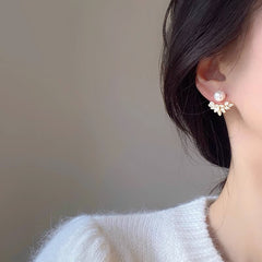 Nadine Vintage-Inspired Pearl Leaf Stud Earrings