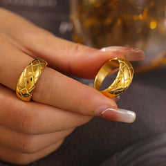 18K Gold-Plated Diamond-Pattern Band Ring