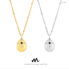 Shell Texture Cubic Zirconia Pendant Necklace