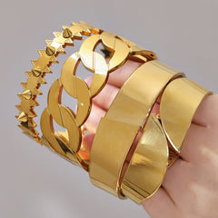 18K Gold-Plated Bold Geometric Bangle Bracelet