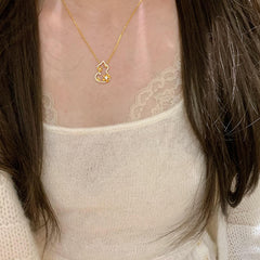 Nadine Vintage-Inspired Floral Choker Necklace