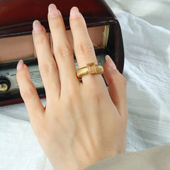 Ribbed Glass Stone Ring