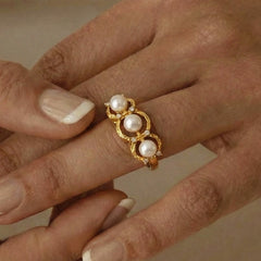 18K Gold-Plated Three-Bead Shell Pearl-Look Ring