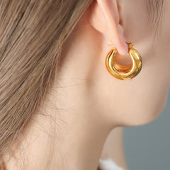 Polished Wide Oval Hoop Earrings