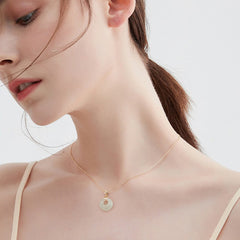 Daphne Modern Pendant Necklace