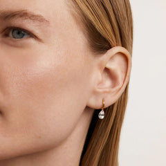Nadine Dainty Stud Earrings