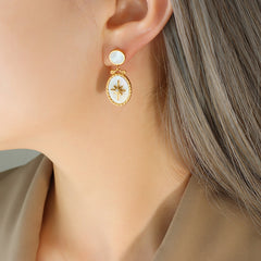 Starburst Oval Pendant Necklace and Earrings
