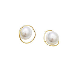 Nadine Minimalist Pearl Stud Earrings