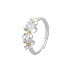 Daphne Romantic Gardenia Adjustable Ring