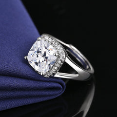 Lumière Charm Ring product detail